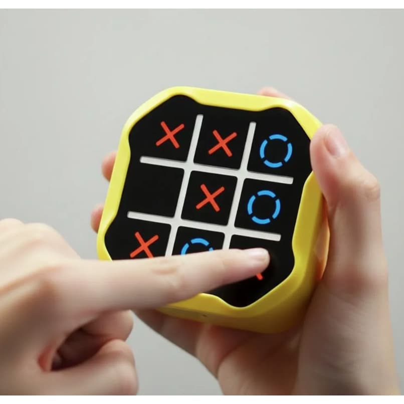 Jogo Eletrônico da Velha e Memória Recarregável