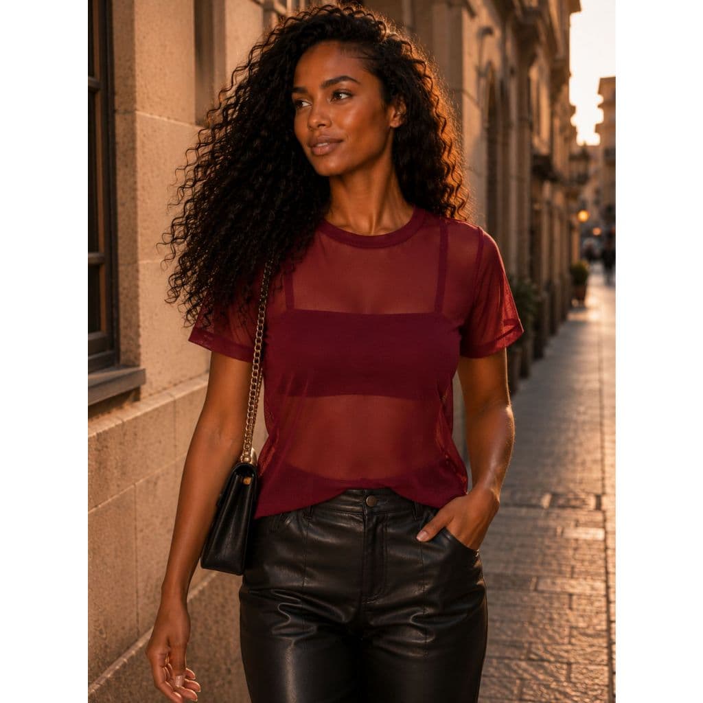 Blusa de Tule com Manga Curta e Sobreposição Safira