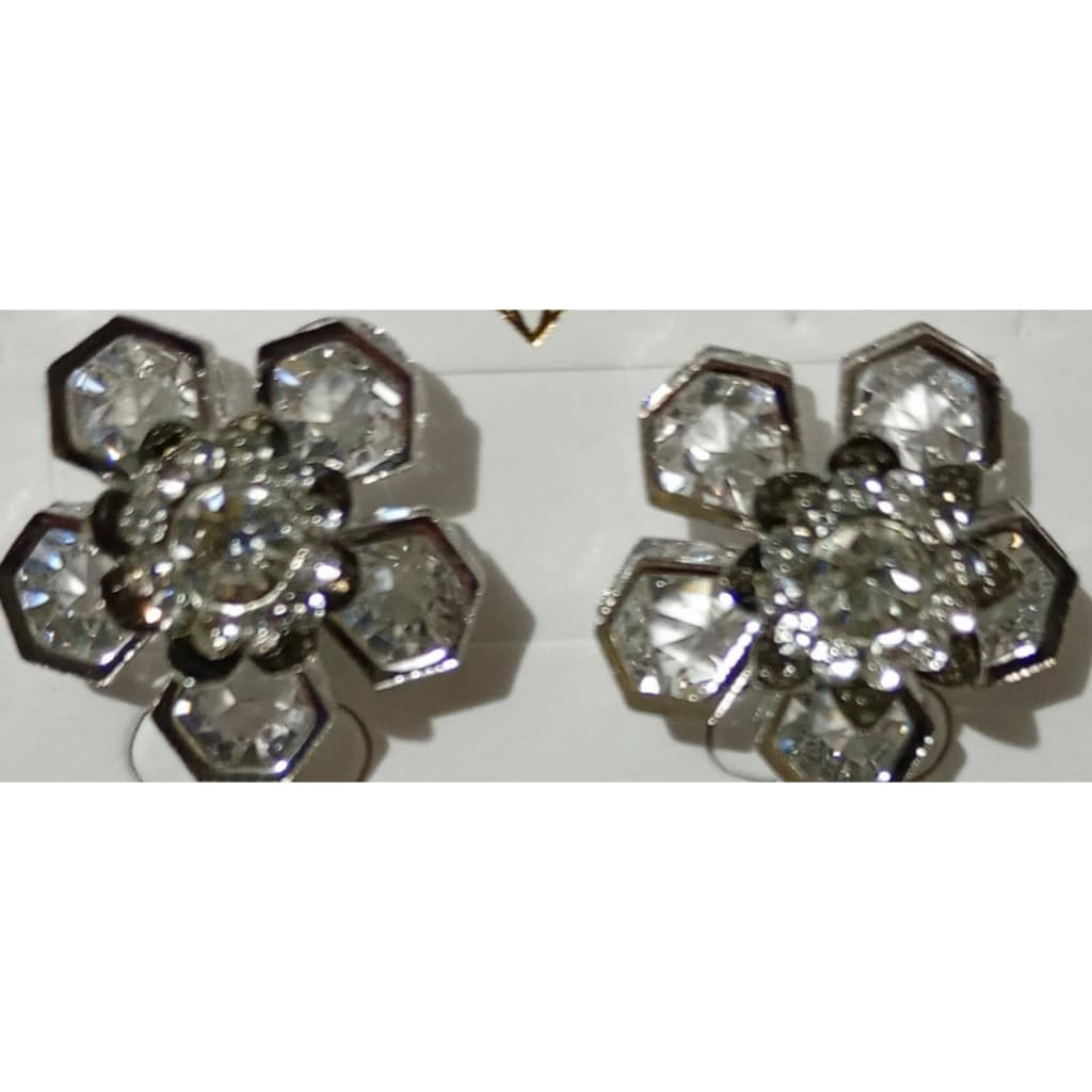 Brinco Feminino Flor de Lótus com Cristais Delicado Elegante Pequeno 4 Cores