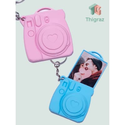Chaveiro Câmera Retrô Estilo Instax + Foto Personalizada 3x4 - Presente Criativo