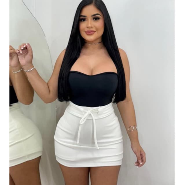 Saia Feminina com Shorts Embutido Neoprene Cintura Alta