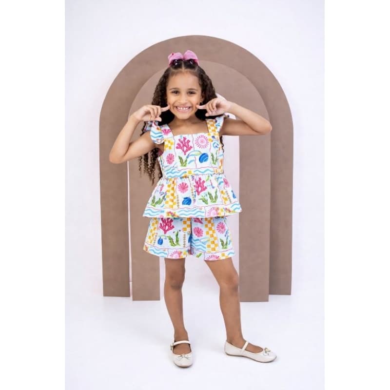 conjunto Maria infantil menina estampa  exclusiva, short e blusa confortável e estiloso 2 ao 10 anos