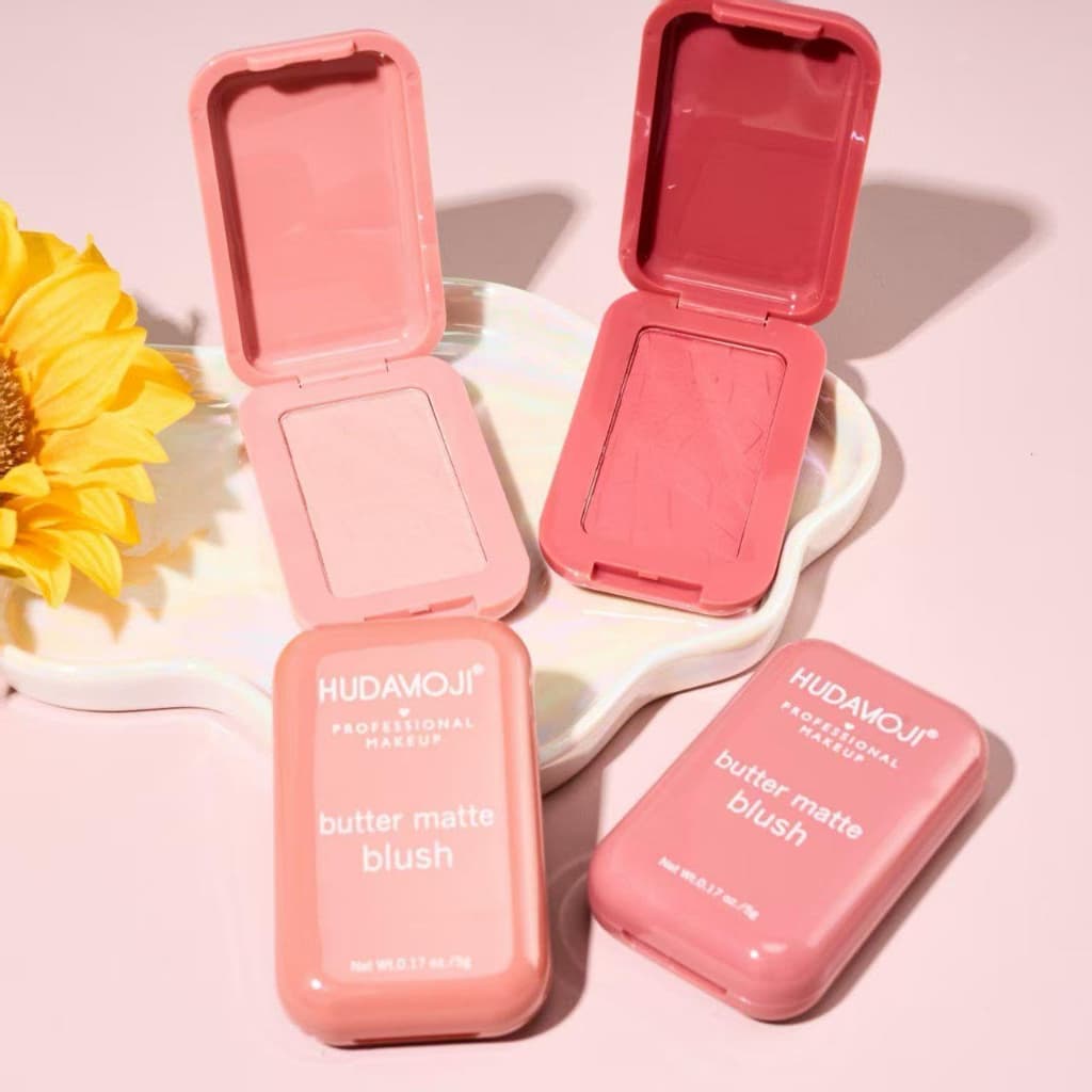 Blush Matte Buttermelt Hudamoji Professional Makeup 7g - Cores Diversas