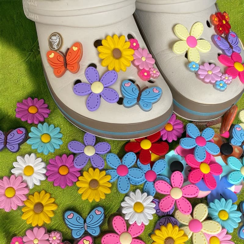Kit 6 a 10 Peças Pins/Bottons Emborrachados Para Babuche - Flores