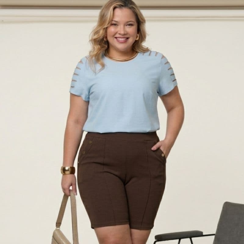 Bermuda Plus Size Em Malha Crepe Com Elástico Na Cintura E Bolsos Laterais G1 G2 - Não Fica Transparente