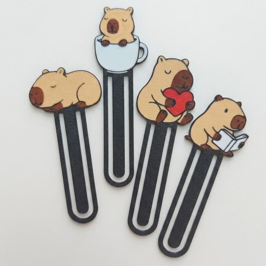 Kit com 4 marcadores para livros Capivara