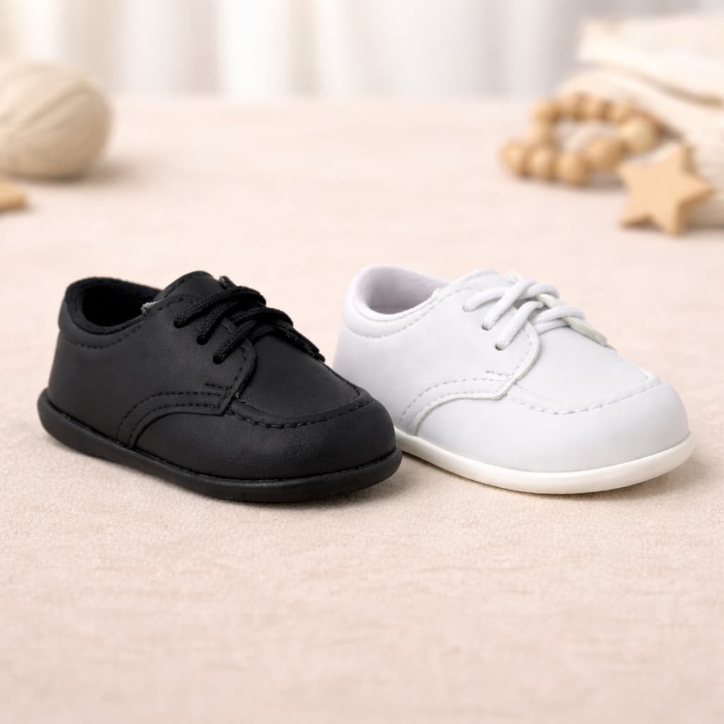 Sapato Social Bebê com Cadarço Conforto e Elegância para Momentos Especiais Preto Branco
