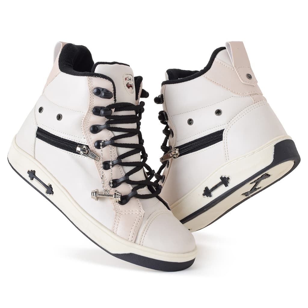 Bota Fitness Feminino Sola Reta Esportivo Treino Academia com Pingente Promoção