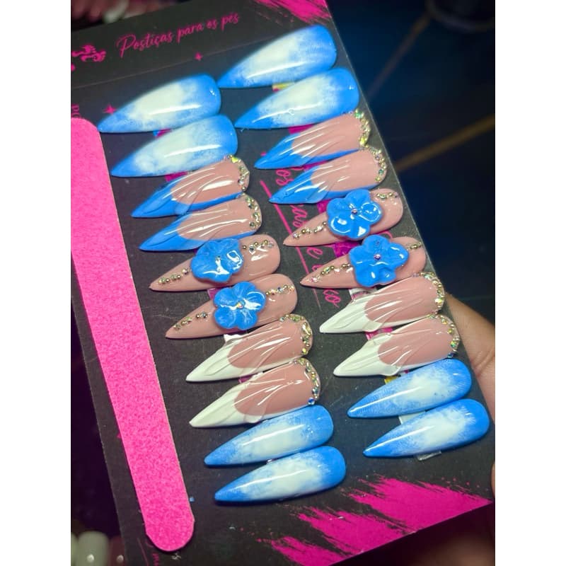 Postiças Realista efeito Gel decoradas só colar prontas tamanho padrão Uma cartela com 10 unhas sendo uma pra cada dedo