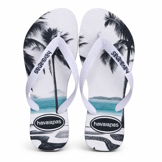 Chinelo de dedo da praia de Copacabana com vista pra o mar do infantil ao 44