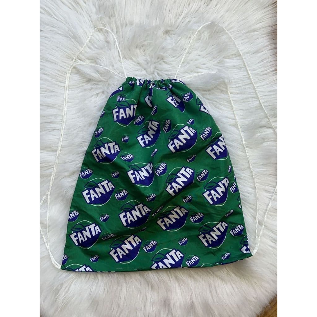 sacochila original da marca fanta