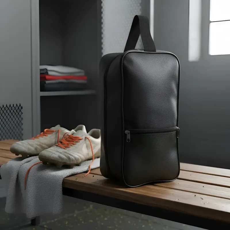 Porta Chuteira em Couro Impermeável Necessaire Unissex Grande Com Alça Esporte