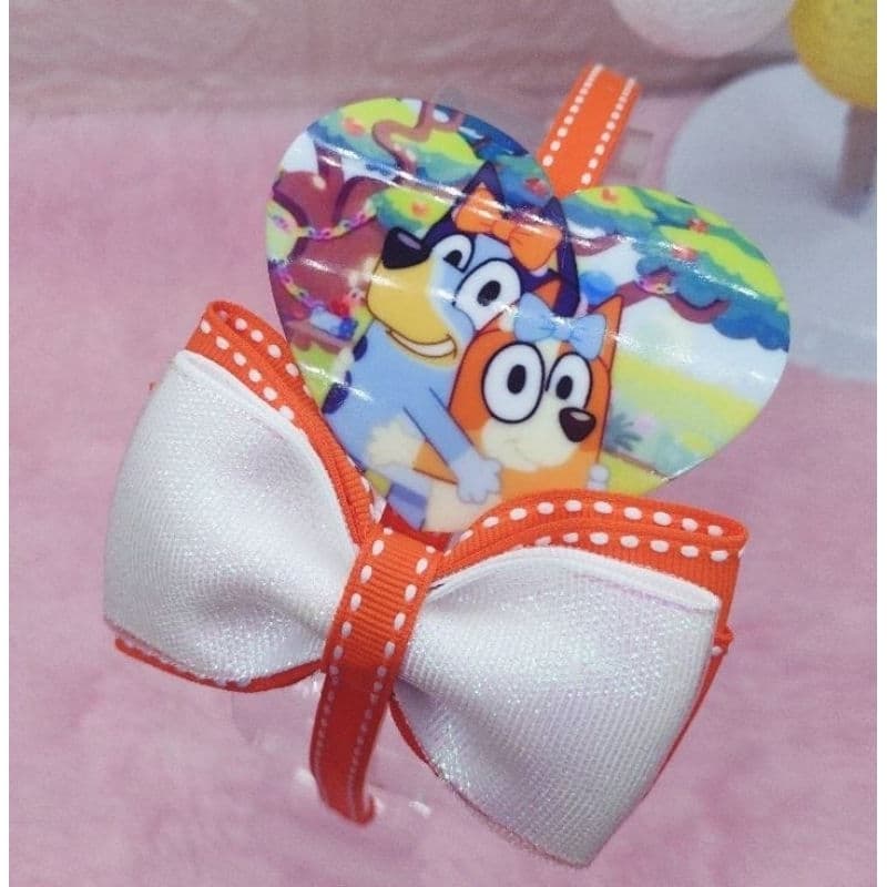 Tiara arco laço/ Parzinho de laços personagens Bluey e Bingo.