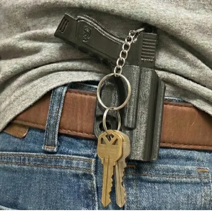 Chaveiro Pistola 3D com Coldre | Mini Arma Decorativa Viral Presente Criativo