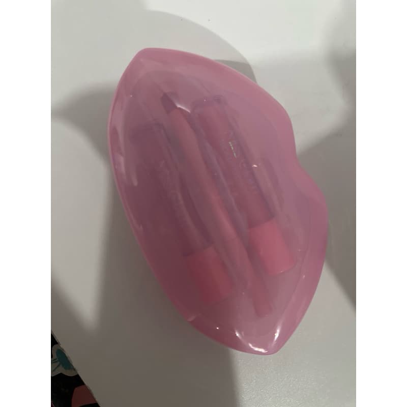 Kit Labial – 2 Lip Gloss + Lápis de Contorno Labial | Várias Cores