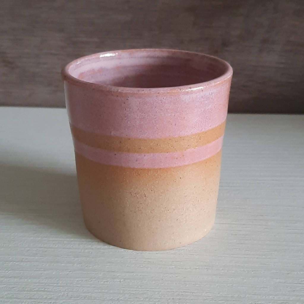 Copo para café em cerâmica artesanal