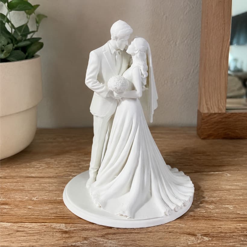 Topo de Bolo Casamento Noivinhos 3D Casal Noivos Bodas | Casal Romântico | 10-15-20cm | Branco ou Perolado