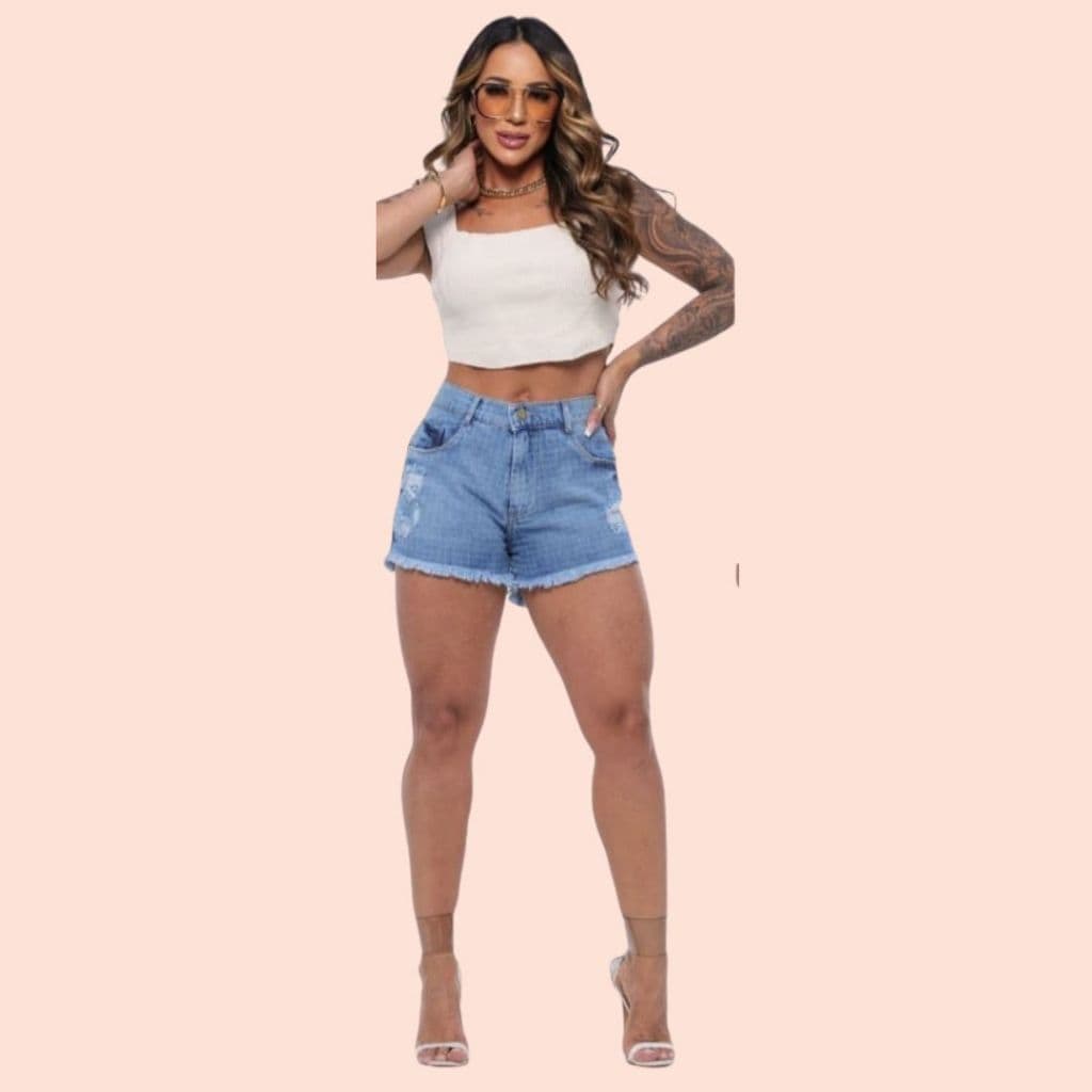 Short Jeans Feminino Barra Desfiada Short Curto Premium Com Leves Desfiados Na Frente