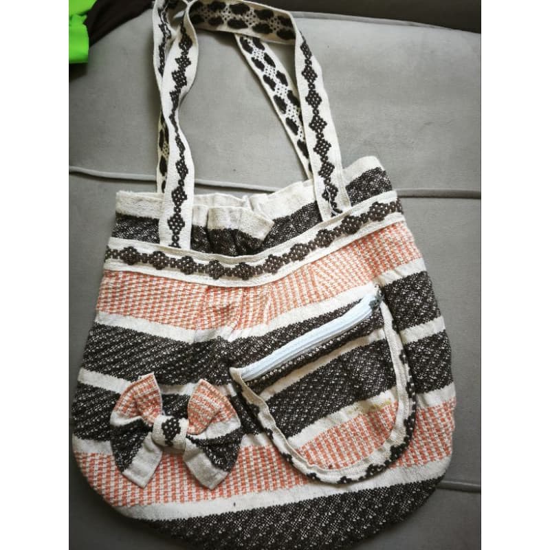 Brechó de Bolsas Femininas Crochê Couro Sintético Pano
