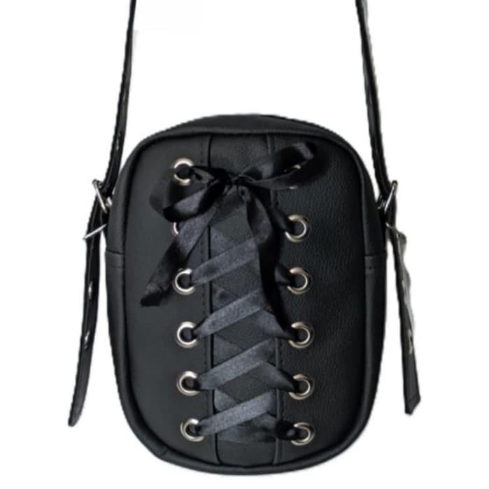 Bolsa feminina alça transversal  e de ombro com ilhós  preta modelo fita de cetim(2)