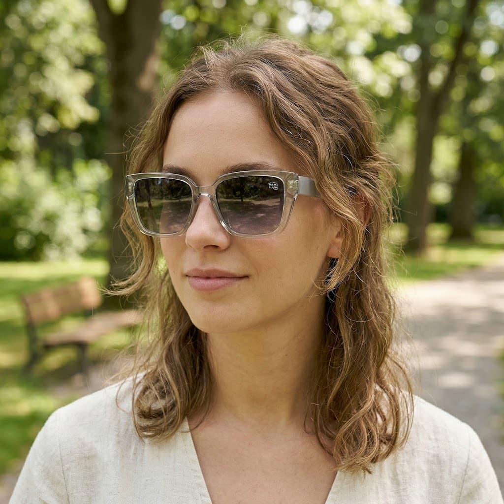 Óculos de Sol Feminino Lentes Pretas Polarizado UV400 Quadrado Village Heaven 6307