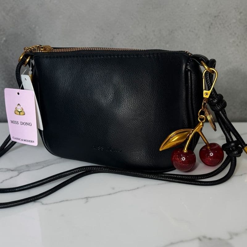 Bolsa Feminina Transversal Pequena com Zíper e Chaveiro Cereja com Alça Ajustável e Tiracolo