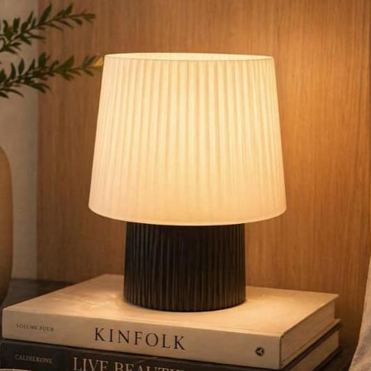 Abajur Cartola Luminária de Mesa Decorativa 110V/220V – Luz Aconchegante para Quarto, Sala e Escritório