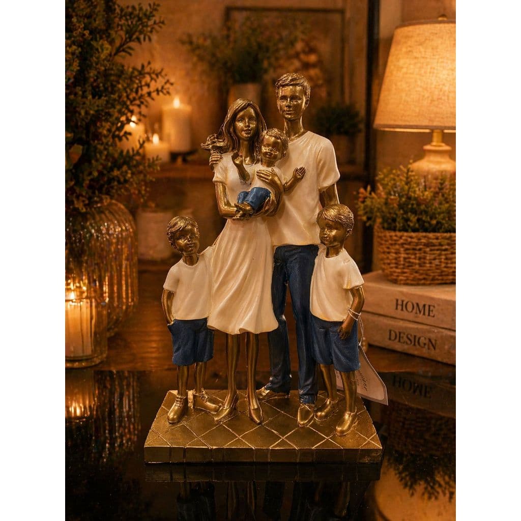 familia com 3 meninos