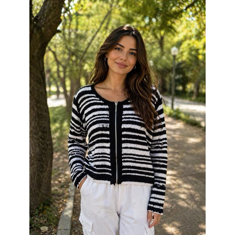 Casaco em crochê Blusa manga longa listrada em crochê
