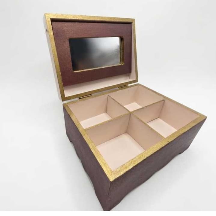 Porta Joias, Porta Maquiagem com espelho em MDF 18x13x10, Feito á mão, Presente Feminino