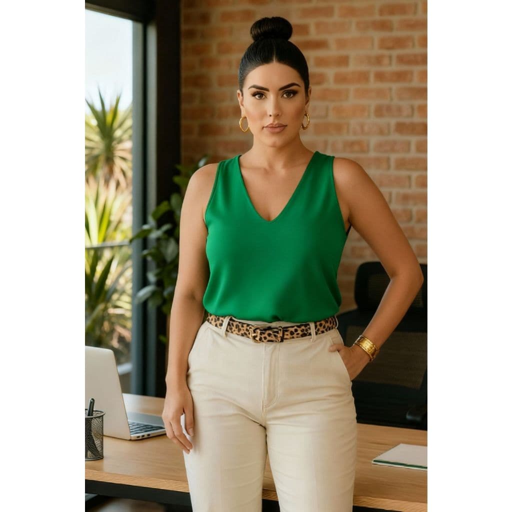Regata Feminina Alça Larga Tecido Duna Básica Lisa Elegante Confortável Moda Verão