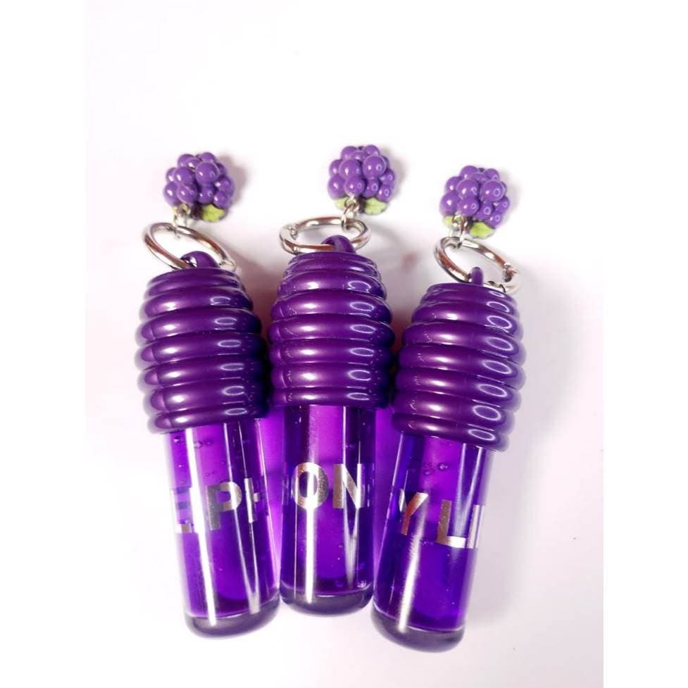 🍇 Gloss Labial Com Chaveiro– Brilho Intenso e Hidratação 💜✨