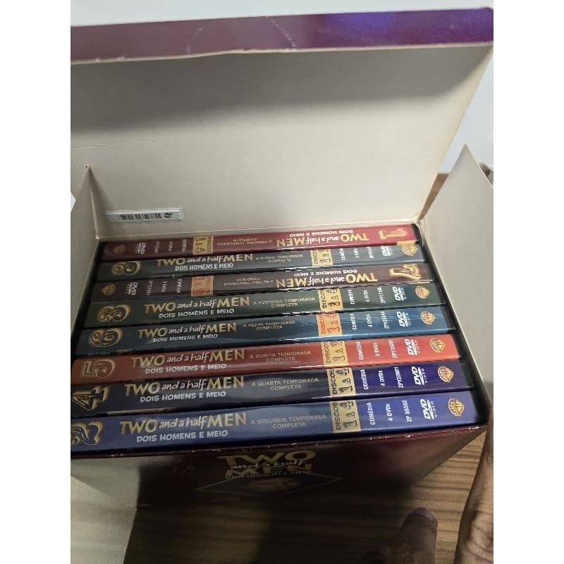 Box Two and a Half Men - 8 temporadas