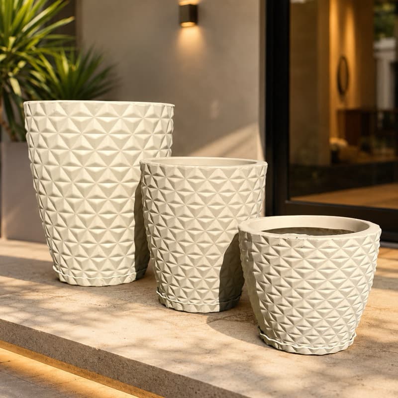 Kit 3 Vasos Planta Ou Flor Polietileno Cone Redondo Diamante 3D com pratos