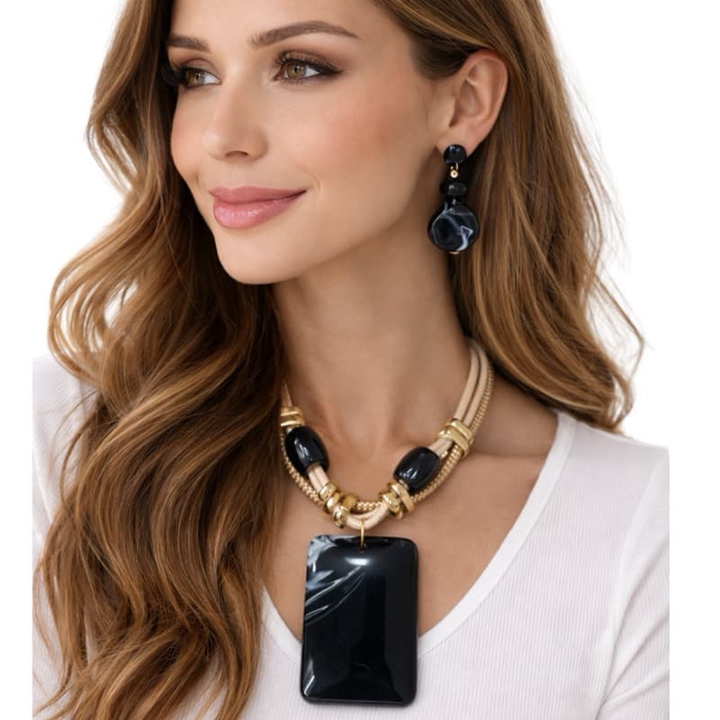 Colar Feminino e Brinco em Resina Elegante Luxo Moda Boutique
