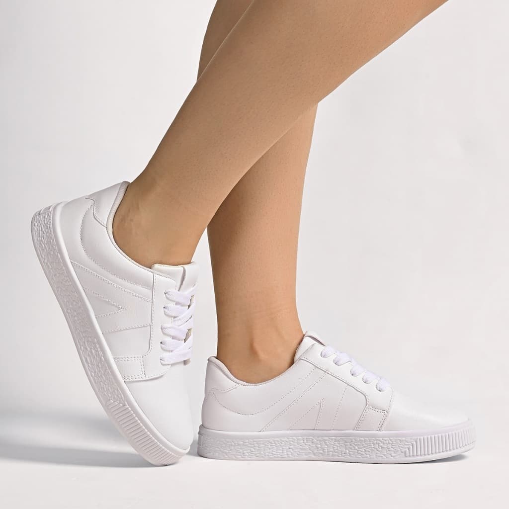 Tênis Branco e Preto  Feminino Casual  Dia a Dia Confortável Clássico Original Tais Vieira