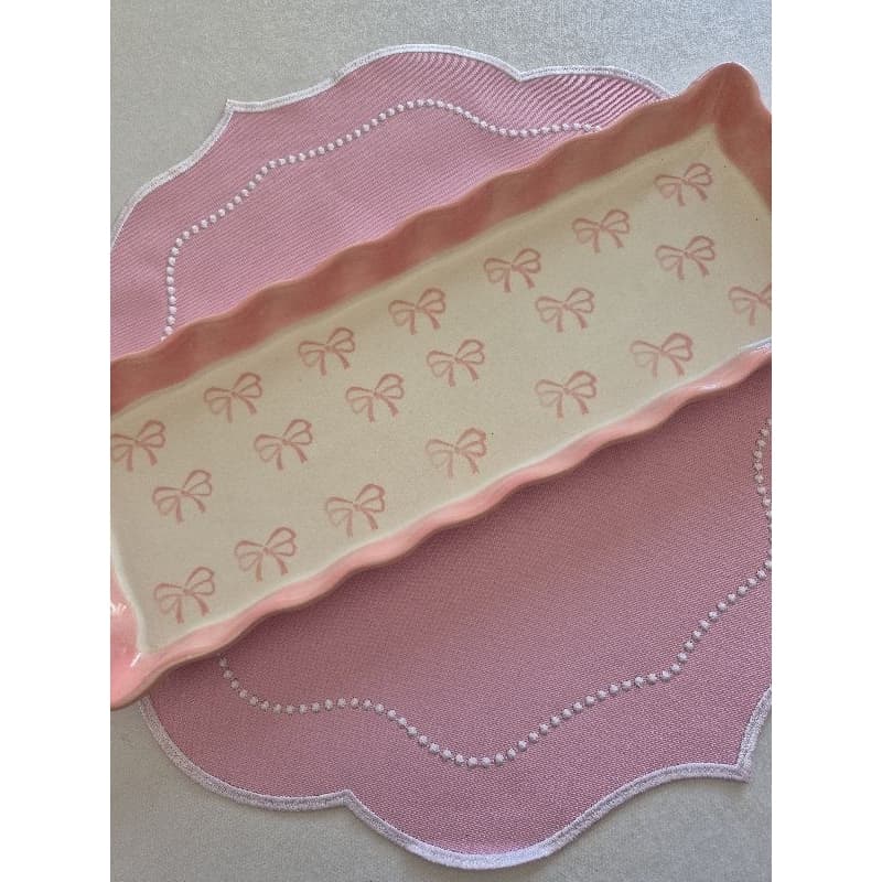 Bandeja de Cerâmica Rosa com Estampa de Laços | Travessa Decorativa para Mesa Posta, Café e Servir