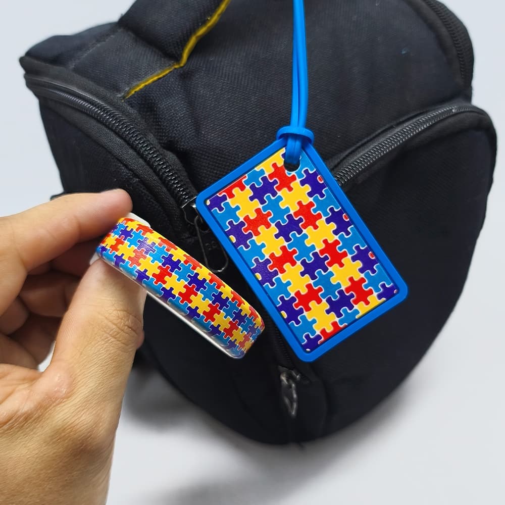 KIT PULSEIRA AUTISMO QUEBRA-CABEÇA COM TAG PEQUENA AUTISMO VOLTA AS AULAS IDENTIFICAÇÃO PARA BOLSA MALA MOCHILA