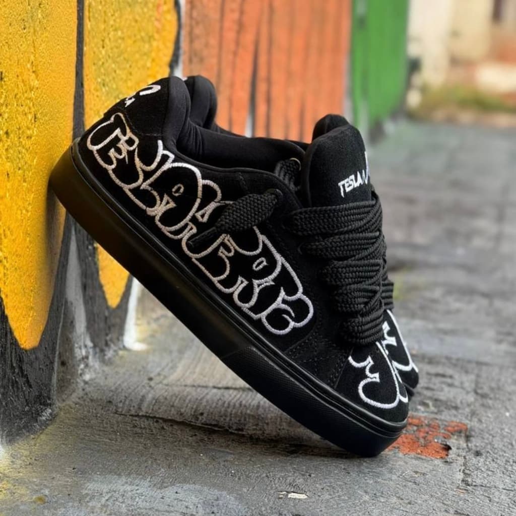 Tênis Tesla Art Grafite Skate Unissex Streetwear Robusto Premium Confortável 2 Cadarços + Chaveiro