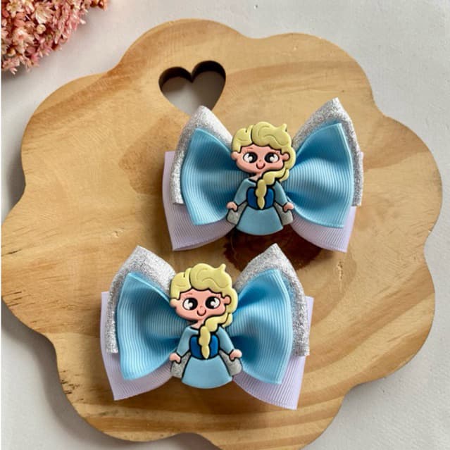 Parzinhos de laços infantis de princesas/ laço infantil de personagens