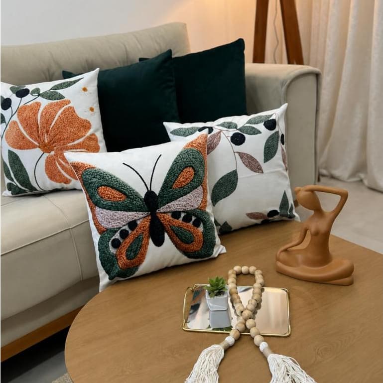 Kit Jogo 5 Capas de Almofadas Suede Aveludada Decorativa Estampada Sublimada 45cmX45cm Com Zíper
