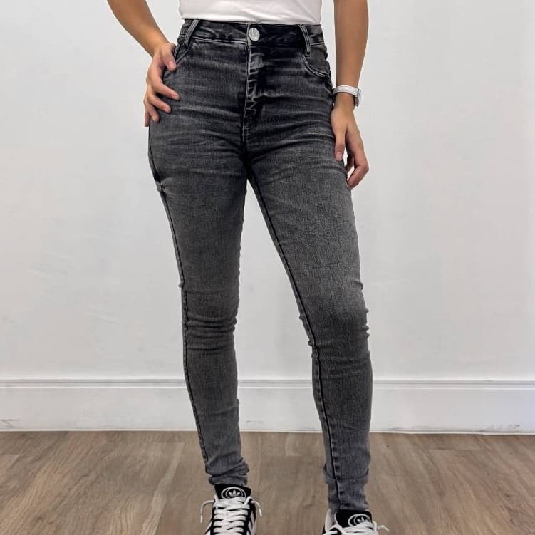 Calça Skinny Jeans Feminina Cintura Alta Modeladora Básica Casual