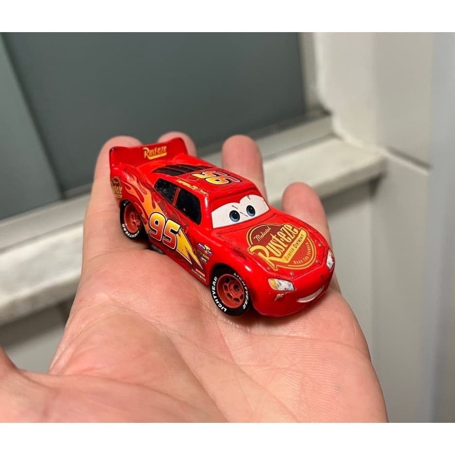 carro Mcqueen Relâmpago Mc Queen desenho CARROS hot wheels disney