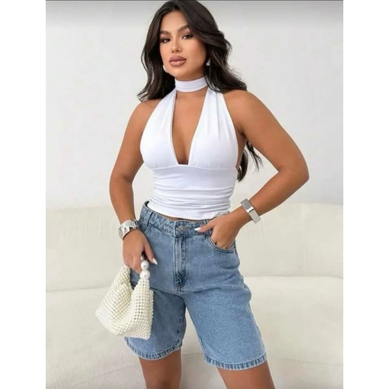 Cropped Feminino Frente Única com Gola Alta – Decote Profundo e Modelagem Ajustada Elegante Moda Verão 2026
