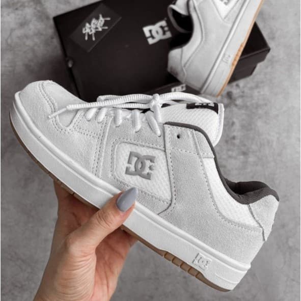 Tênis DC Shoes New Court Graffik SD Unissex | Branco Preto