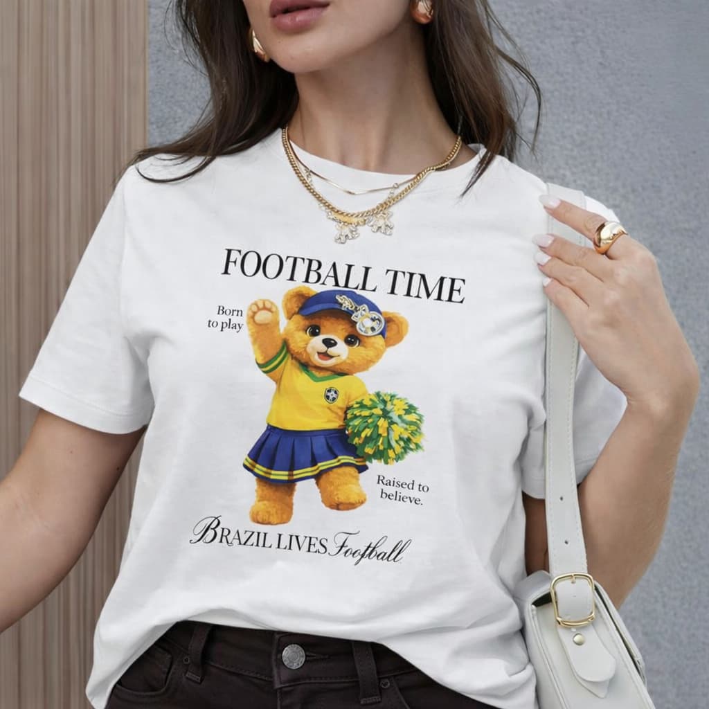Camiseta Feminina Estampada Modelo: Football Time Brazil - Camisa Algodão Premium Moda Verão Especial