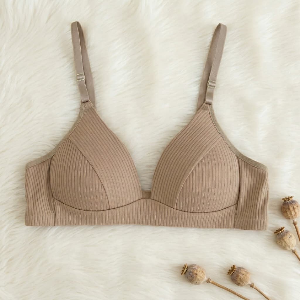 Sutiã Feminino Canelado com Bojo Soft Sem Aro Confortável Alças Reguláveis Sustentação Leve Básico