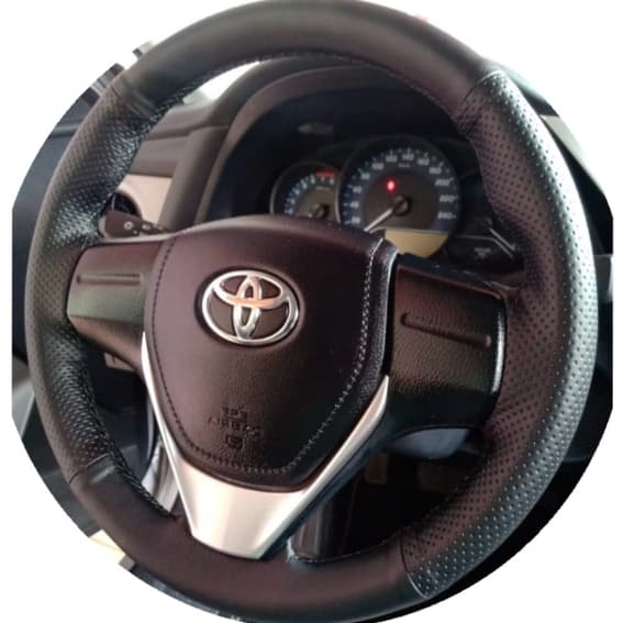 Capa de Volante Costurada Arco Corolla Etios 2015 16 17 18 19