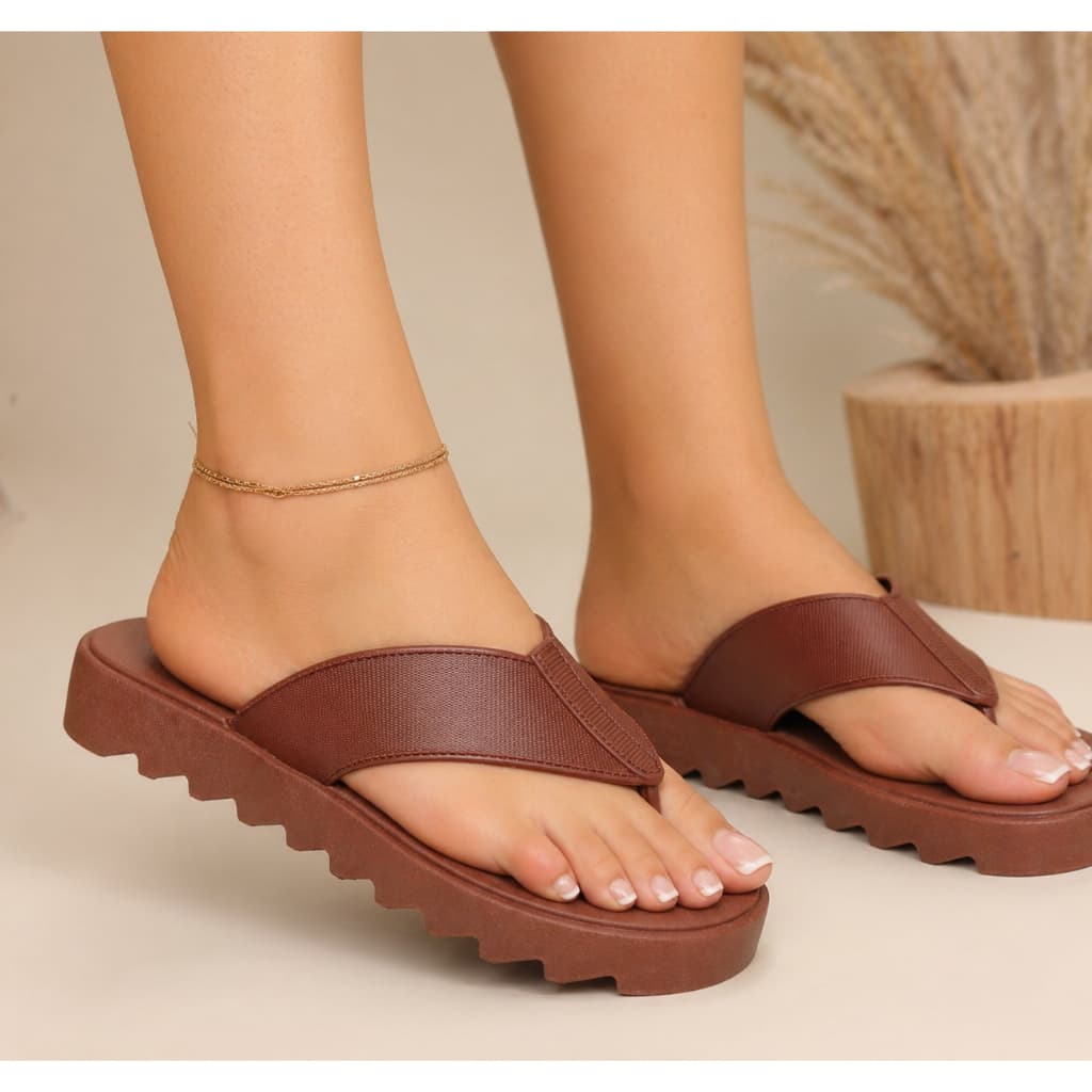 Sandália Chinelo Feminino Plataforma Confortável Leve Antiderrapante Moda Lançamento 2026