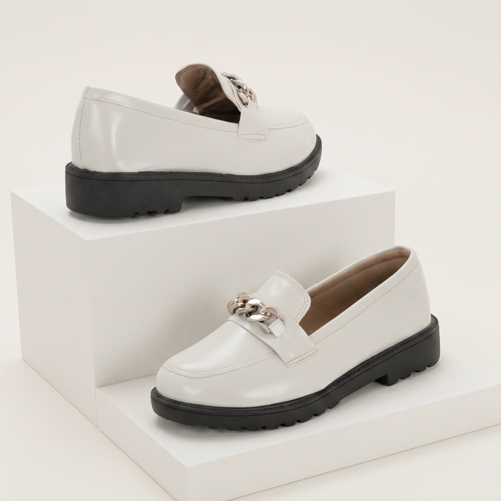Mocassim Feminino Preto Clássico Sola Baixa Confortável Macerata Ref: 567